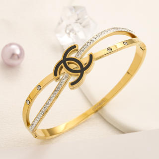 Bracelet 9