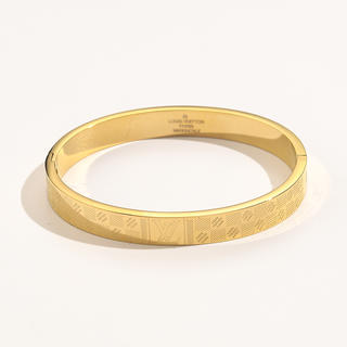 Bracelet 32