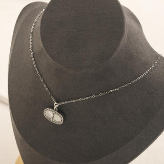 Necklace 76