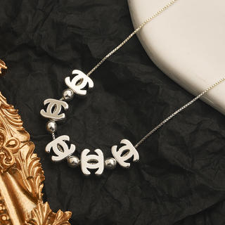 Necklace 77
