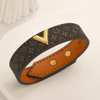 Bracelet 113