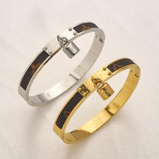 Bracelet 116