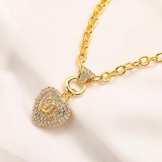 Pendant 132