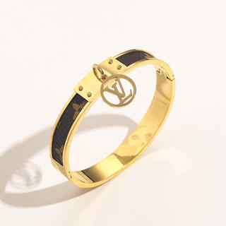 Bracelet 260