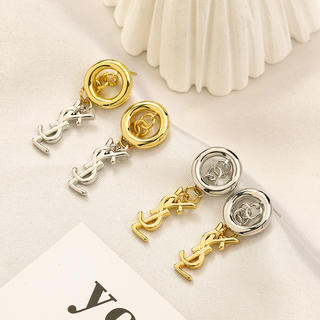 Earrings 374