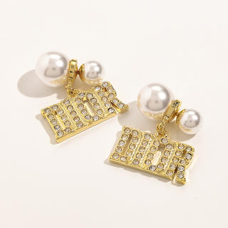 Earrings 535