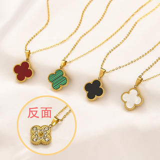 Earrings 569