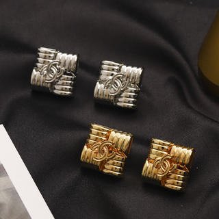 Earrings 631