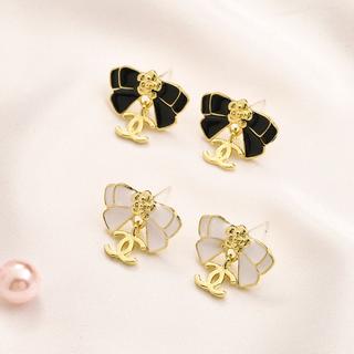Earrings 651