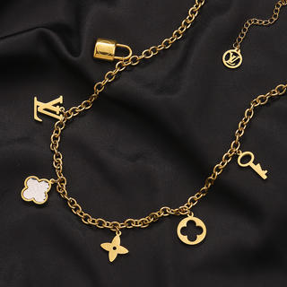 Necklace 669