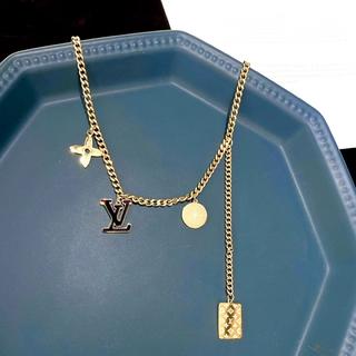 Necklace 677