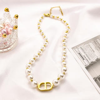 Necklace 687