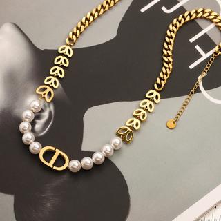 Necklace 690