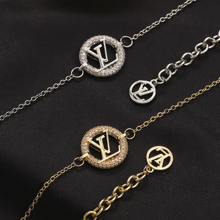 Pendant 714