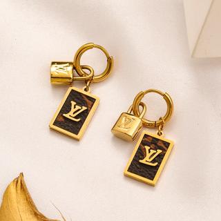 Earrings 735