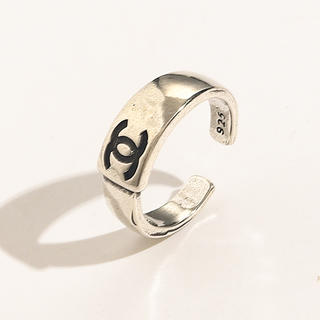 Ring 815