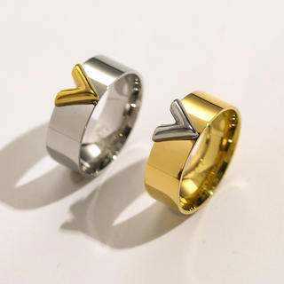 Ring 821