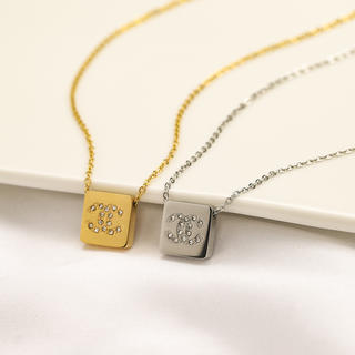 Pendant 876