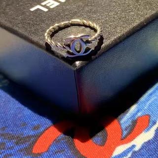 Ring 983
