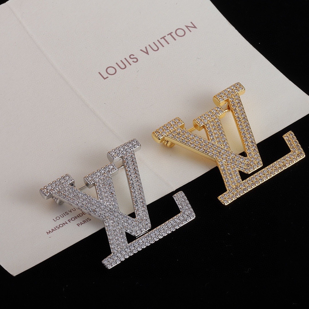 Brooch 53