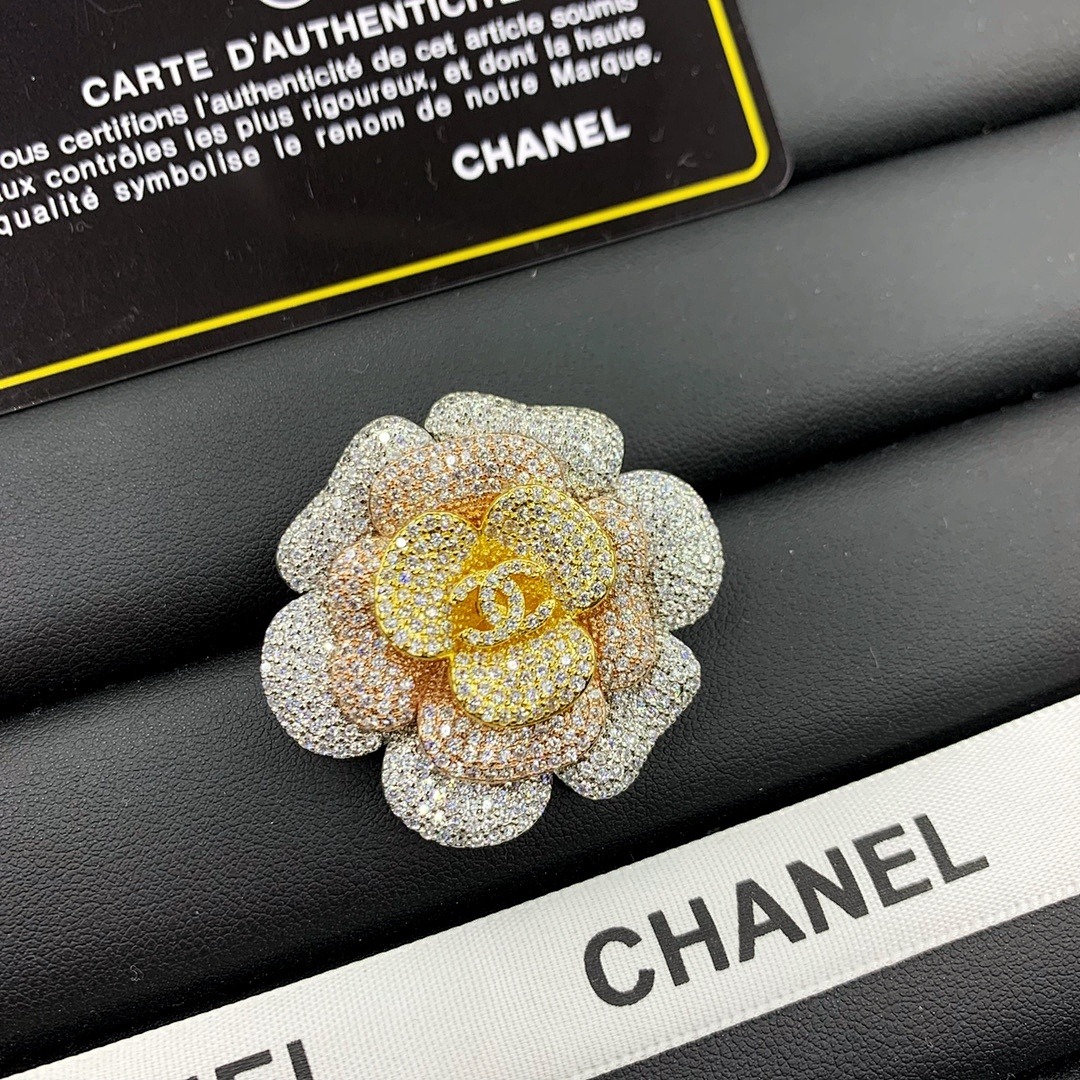 Brooch 63