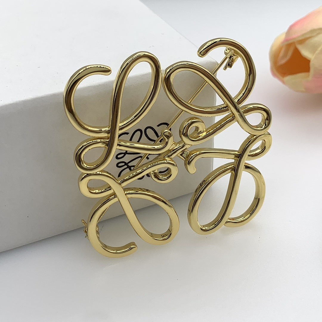 Brooch 150