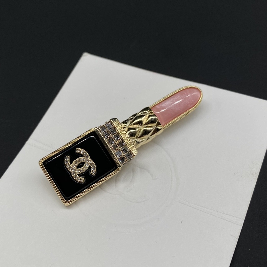 Brooch 176