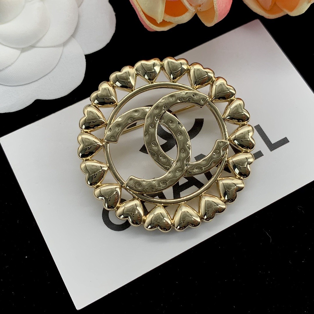 Brooch 189