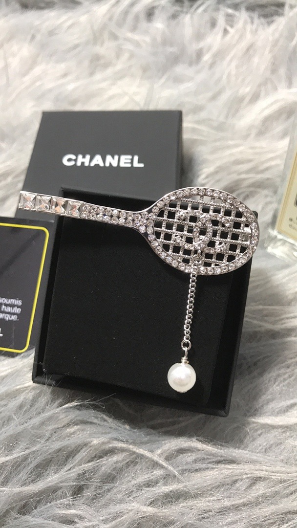 Brooch 294