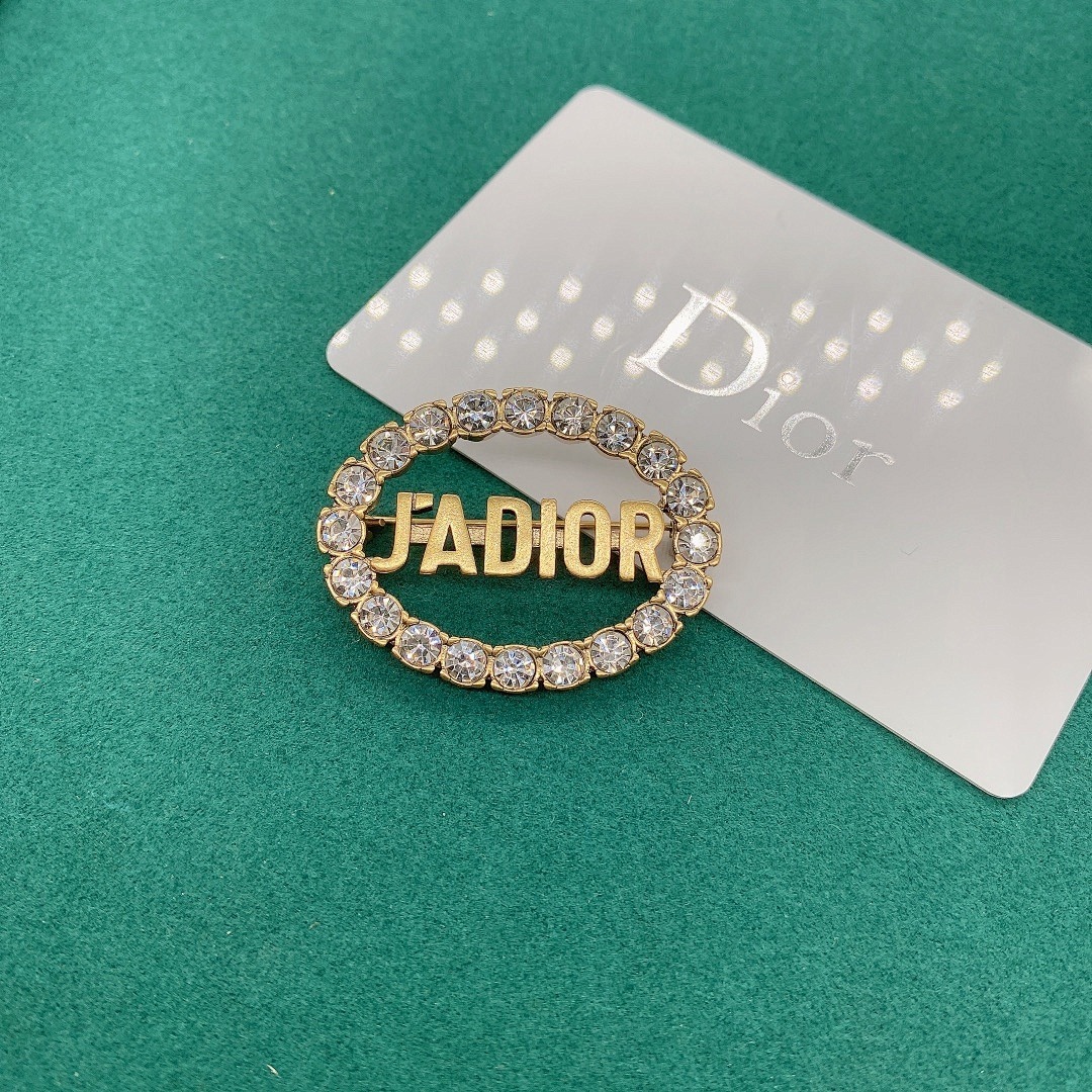 Brooch 375