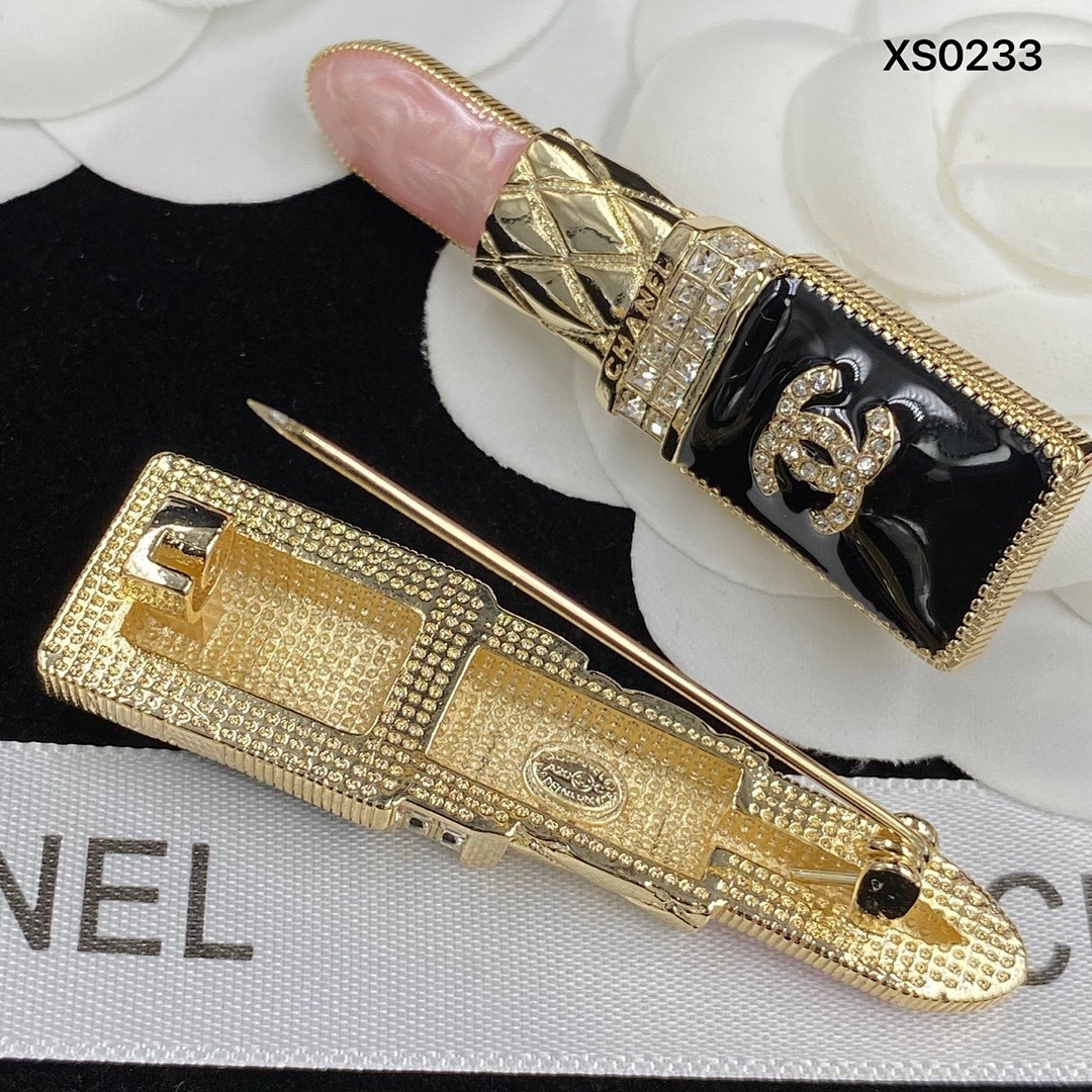 Brooch 441