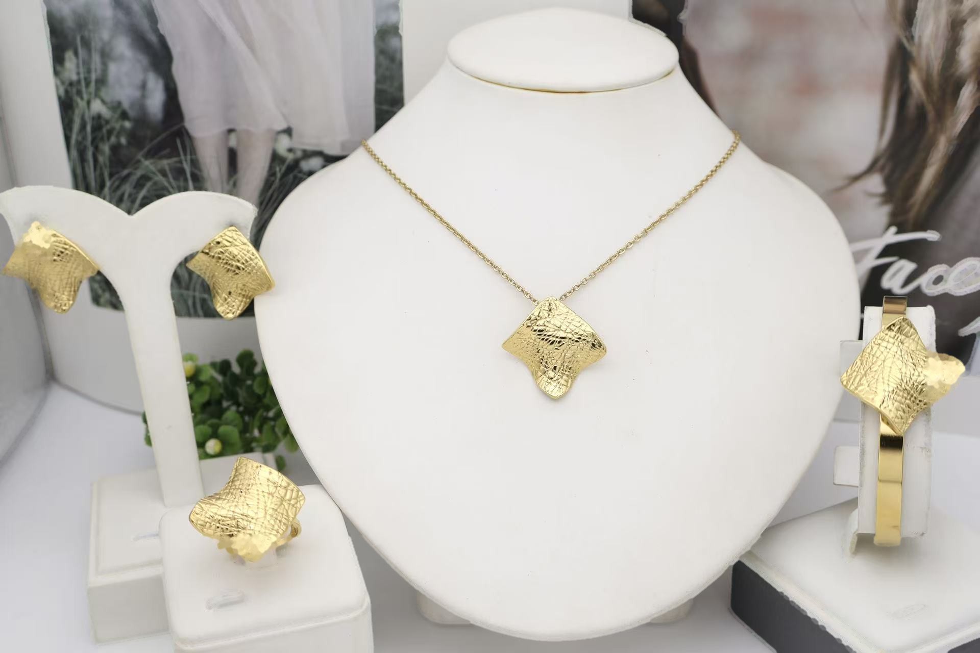 Jewelry Set 0127