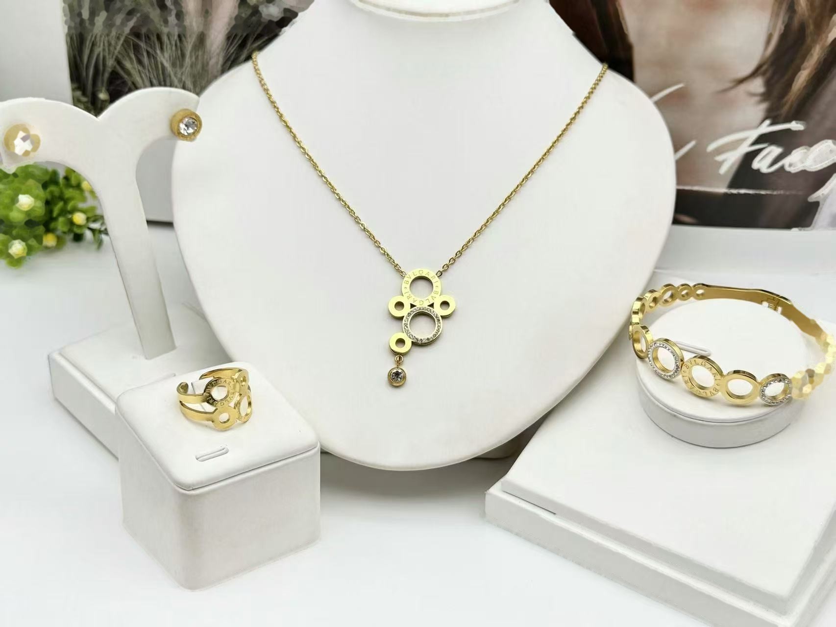 Jewelry Set 0215
