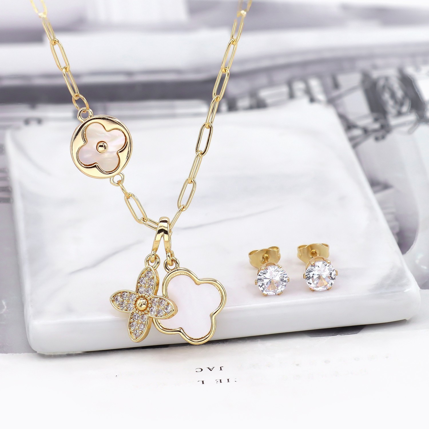 Jewelry Set 0232