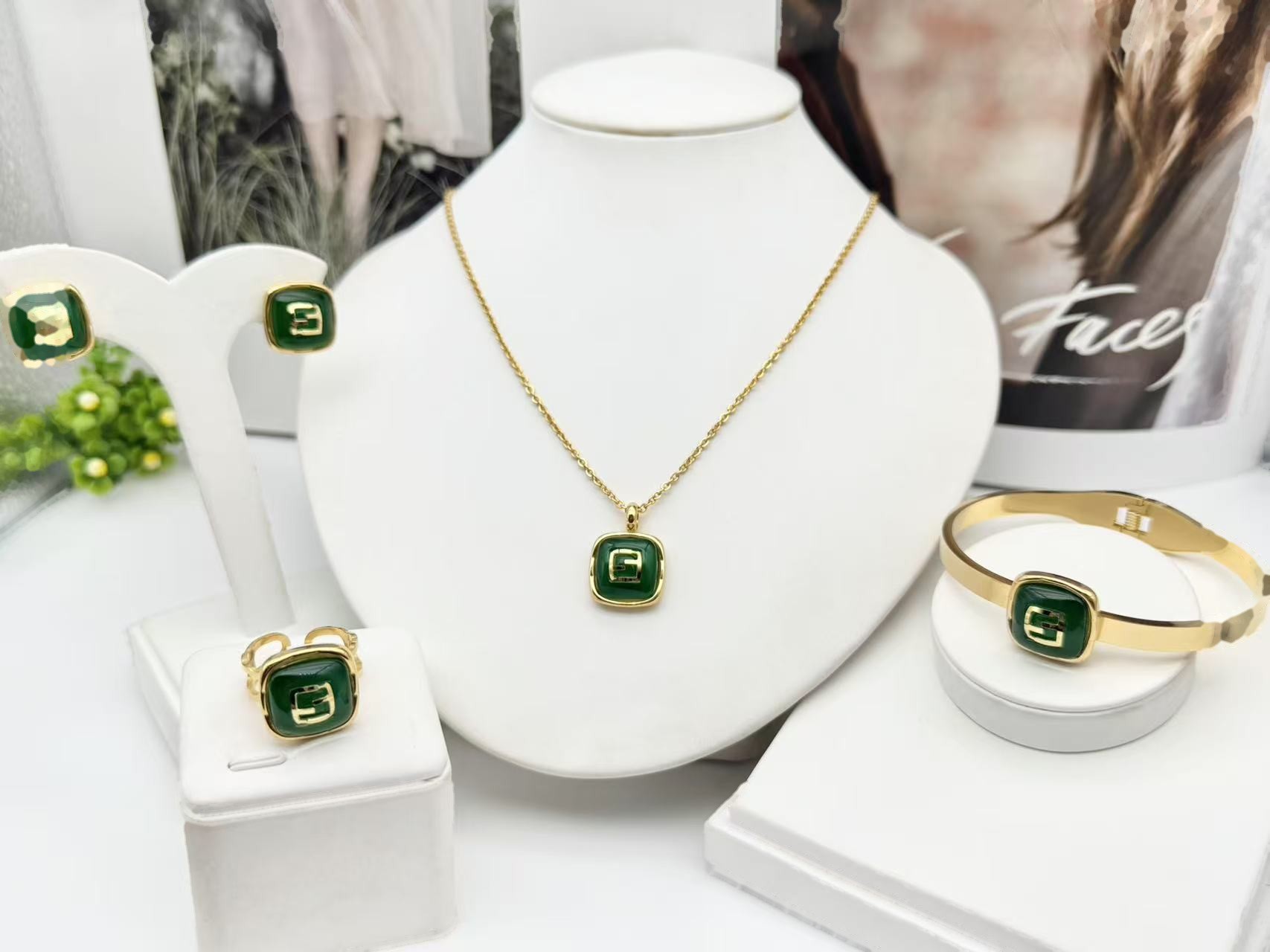 Jewelry Set 0282