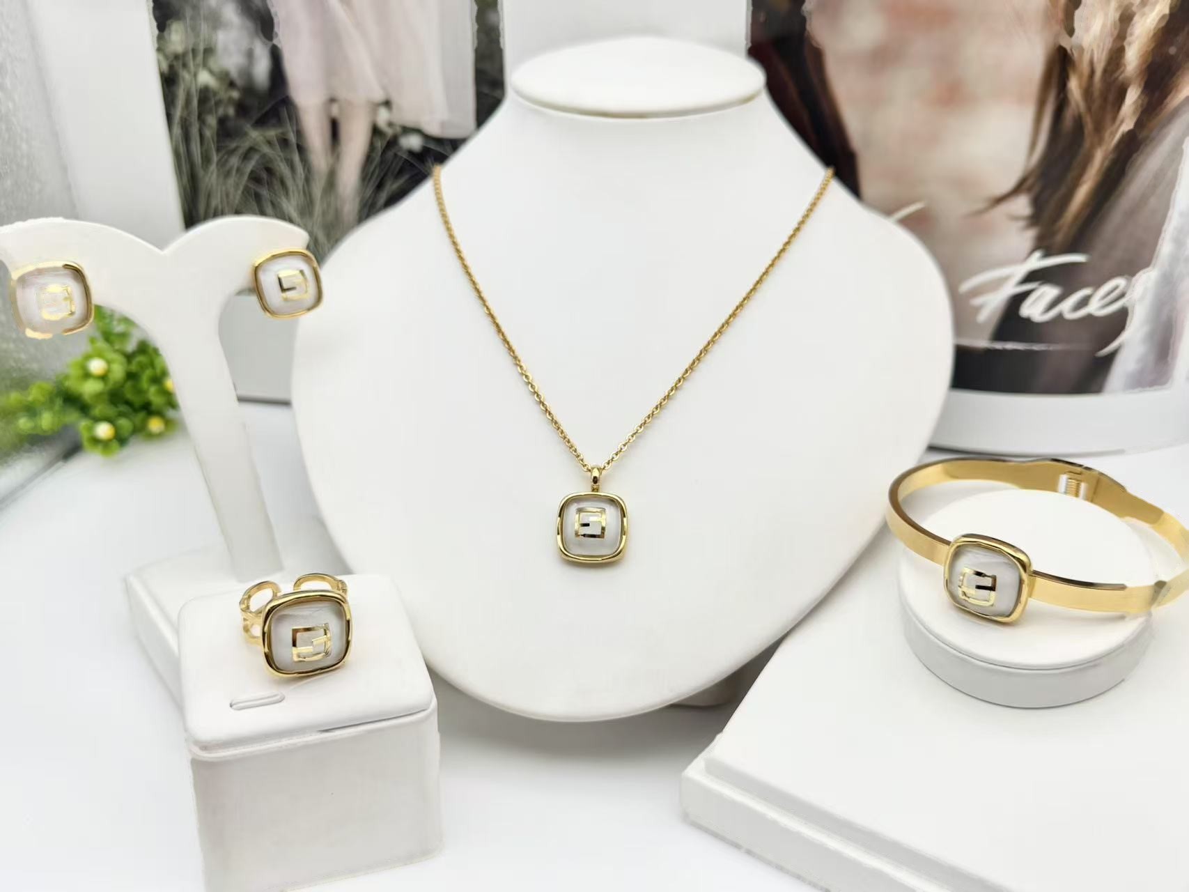 Jewelry Set 0283