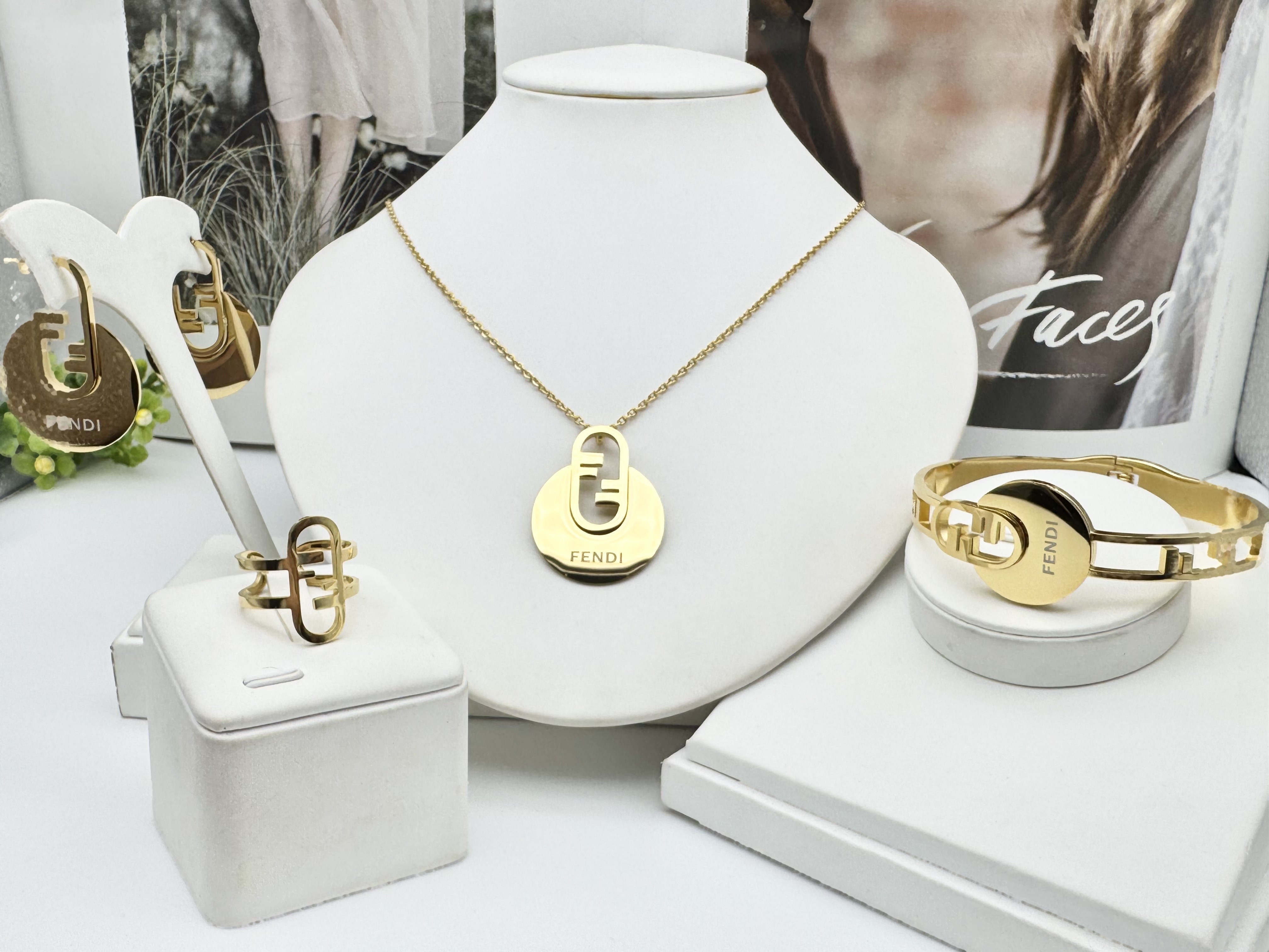 Jewelry Set 0320