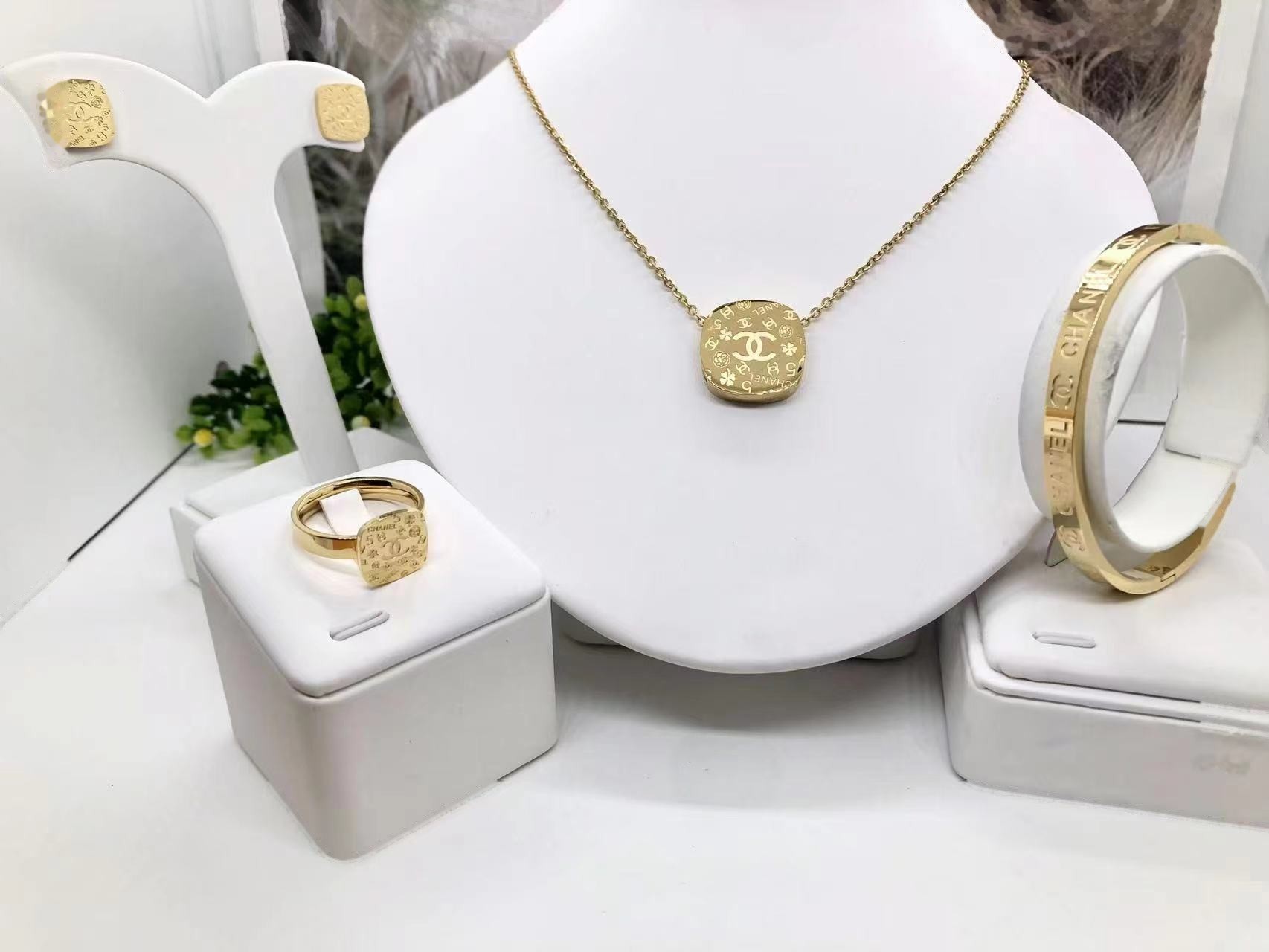 Jewelry Set 0386