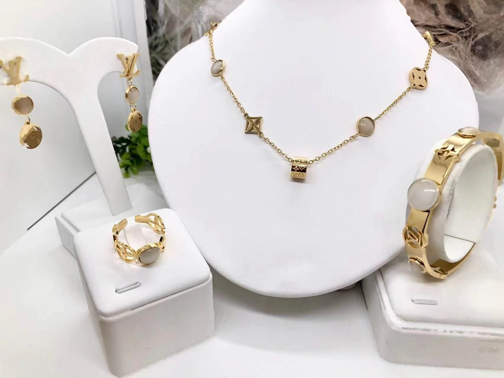 Jewelry Set 0393