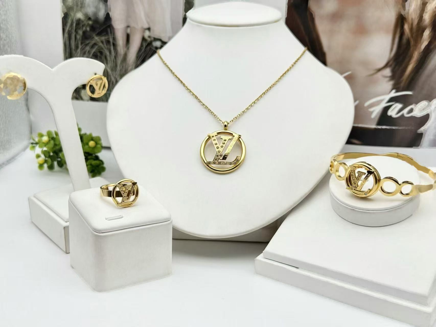 Jewelry Set 0402