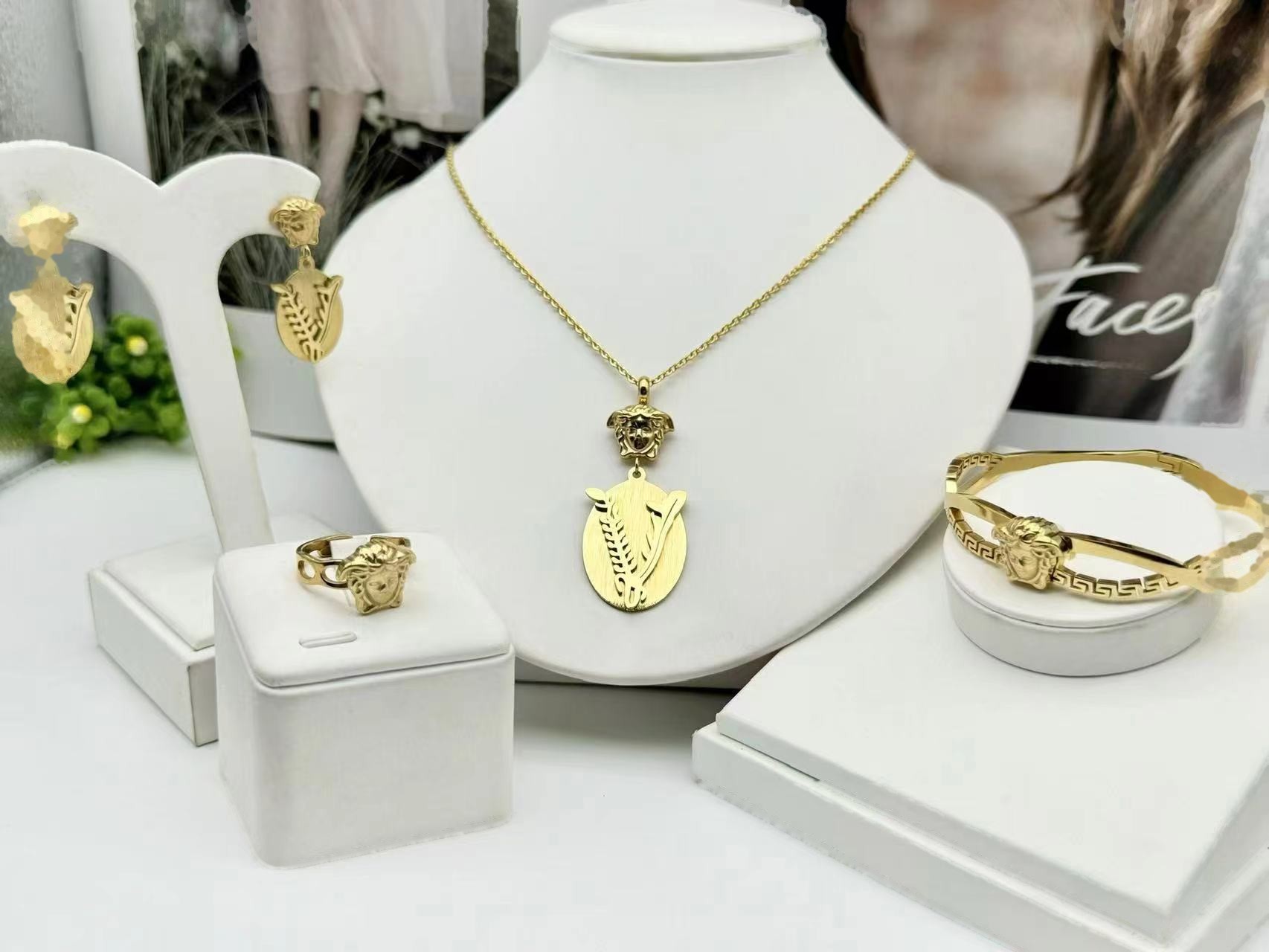 Jewelry Set 0459