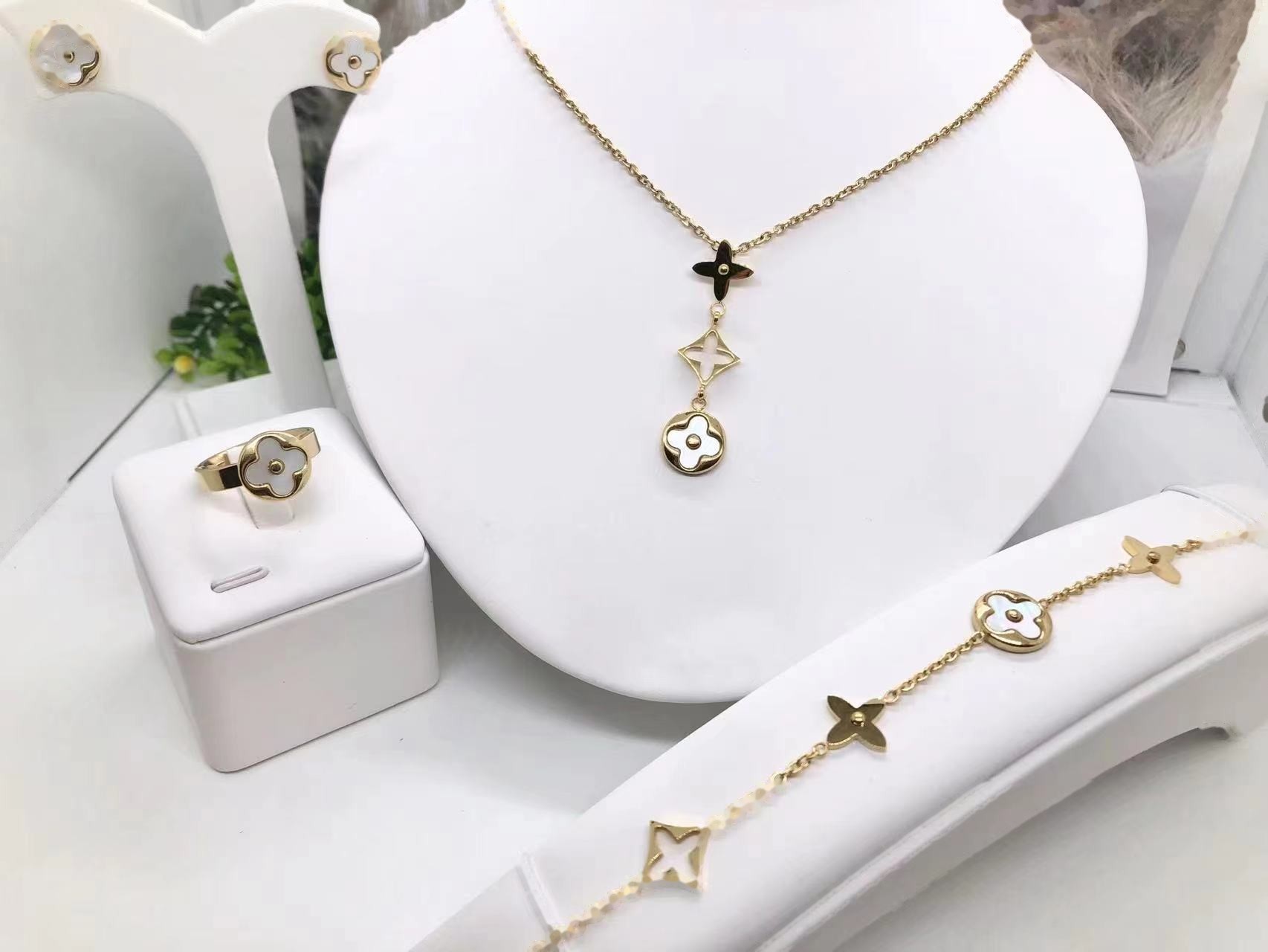 Jewelry Set 0493