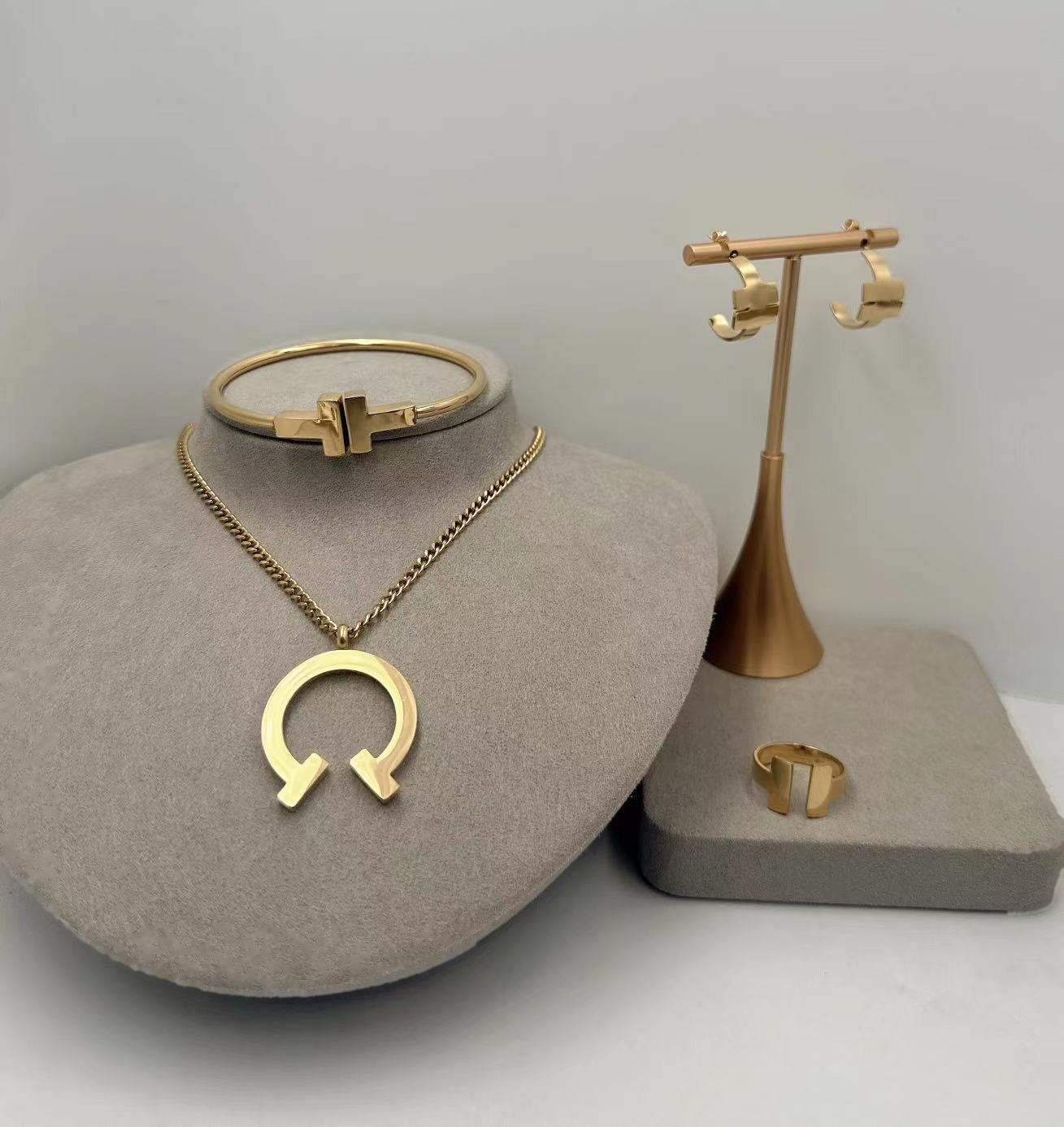 Jewelry Set 0495