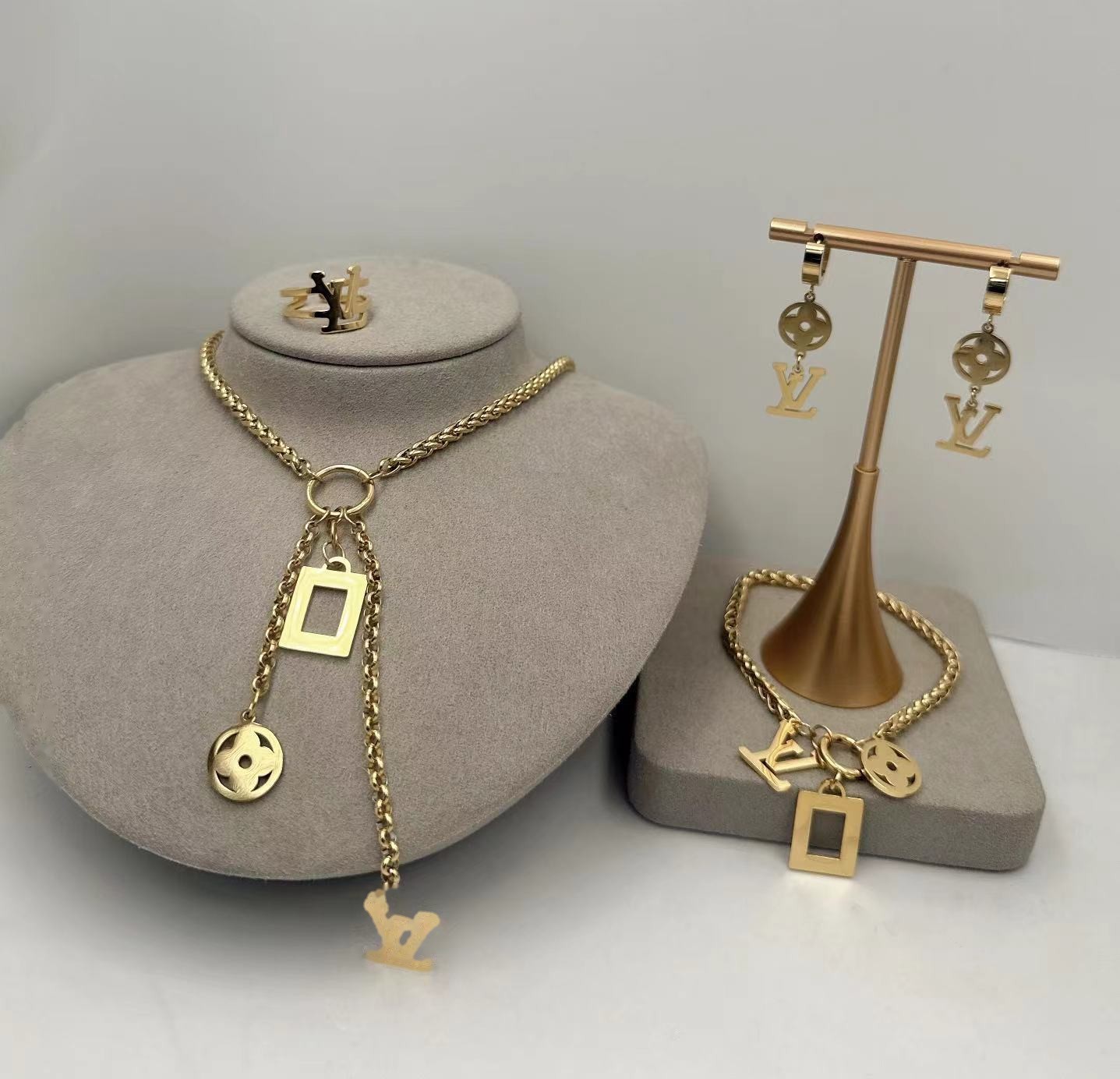 Jewelry Set 0500