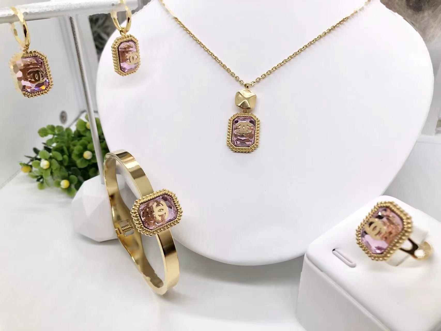 Jewelry Set 0517