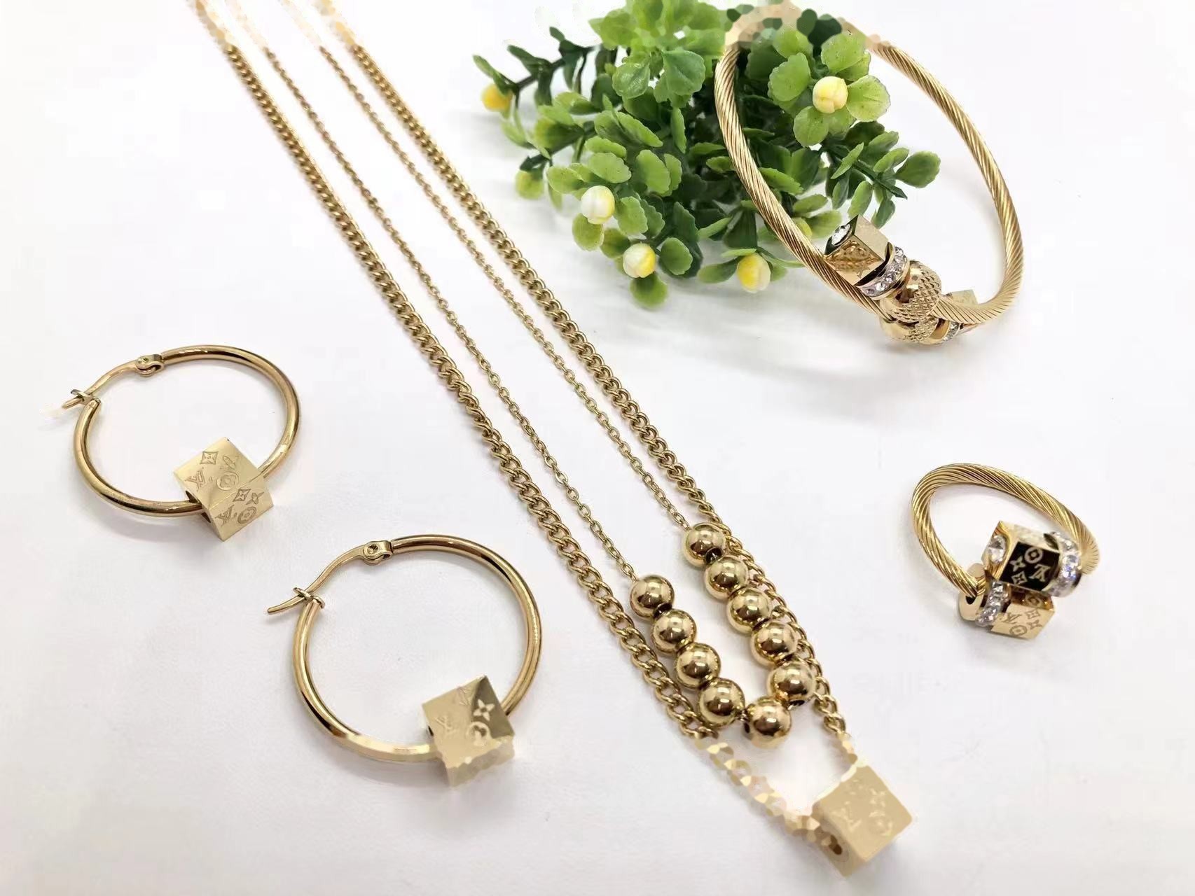Jewelry Set 0529