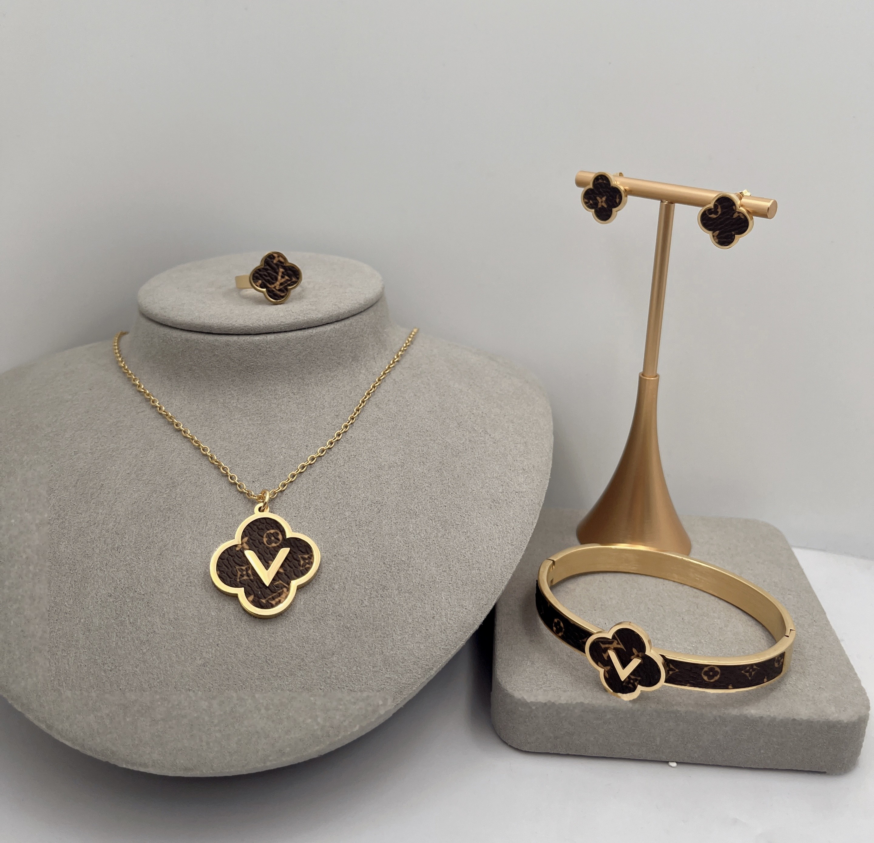 Jewelry Set 0635