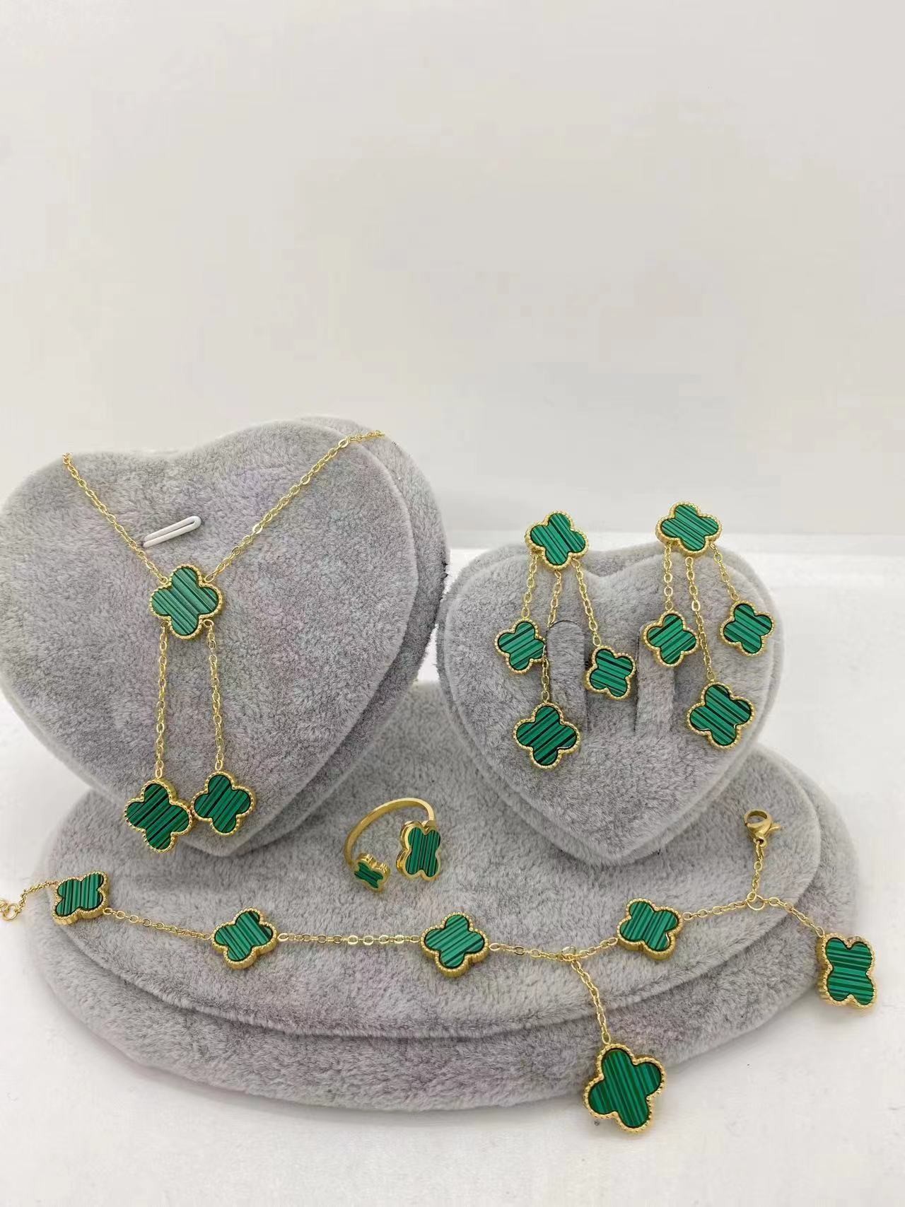Jewelry Set 0723