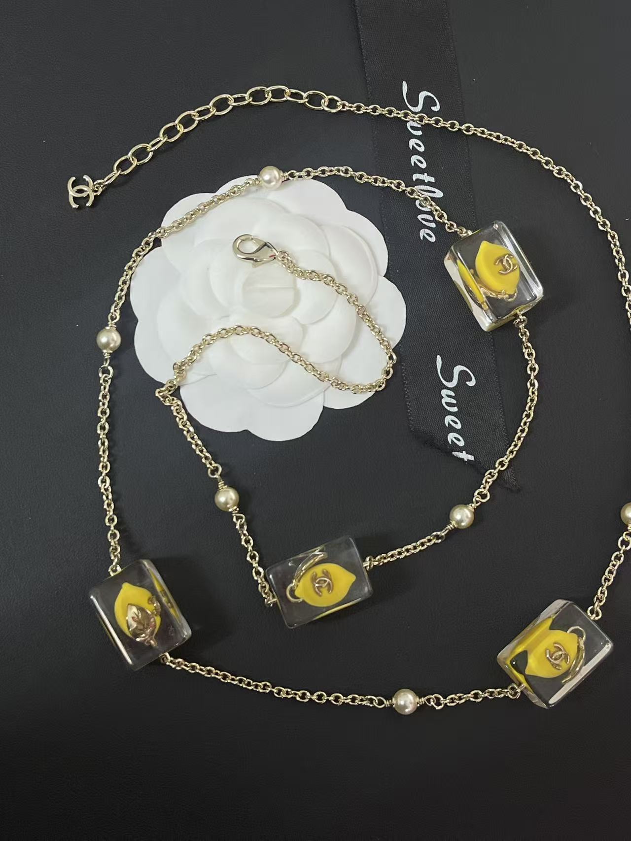 Teardrop Pendant Necklace