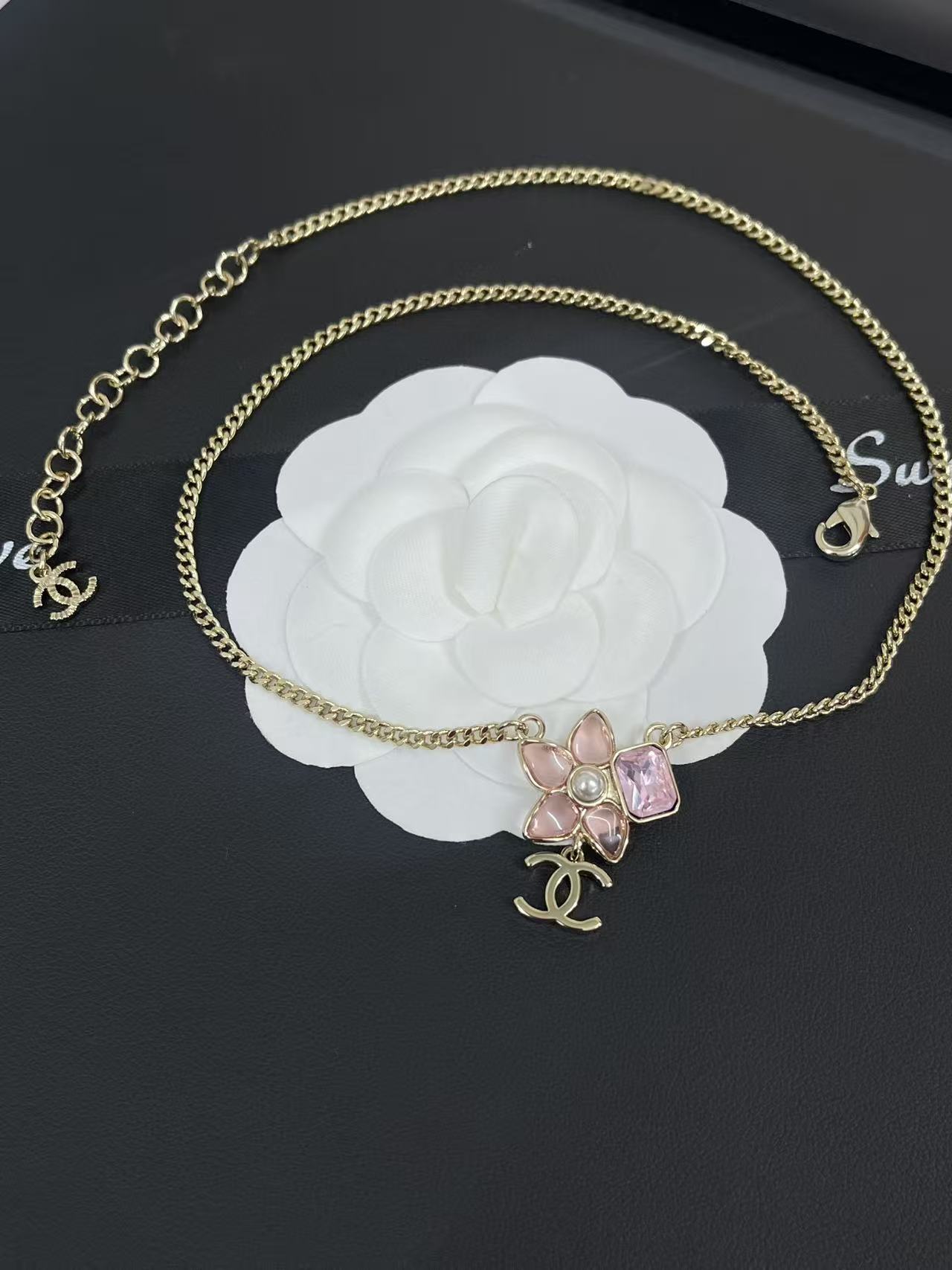 Cluster Pearl Necklace